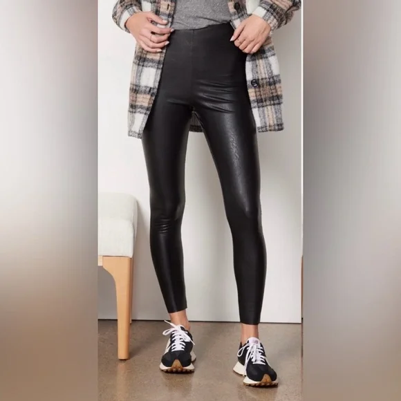 NWT Commando 7/8 Faux Leather Leggings - XS - Picture 2 of 7